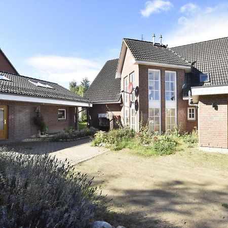 4 Room Holiday Apartment With Garden Kossau Eksteriør bilde