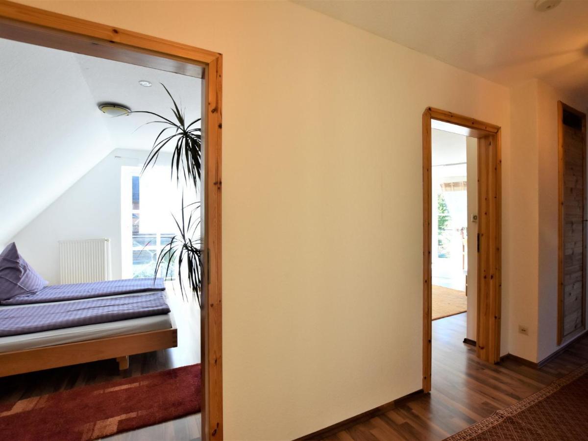 4 Room Holiday Apartment With Garden Kossau Rom bilde